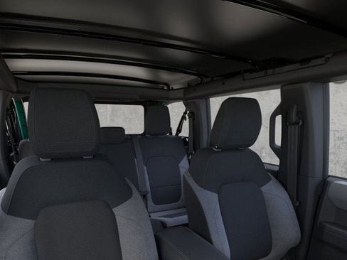 New 2025 Ford Bronco 4-Door image 12