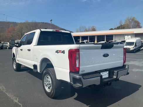 New 2026 Ford F250 XL AWD/4WD image 7