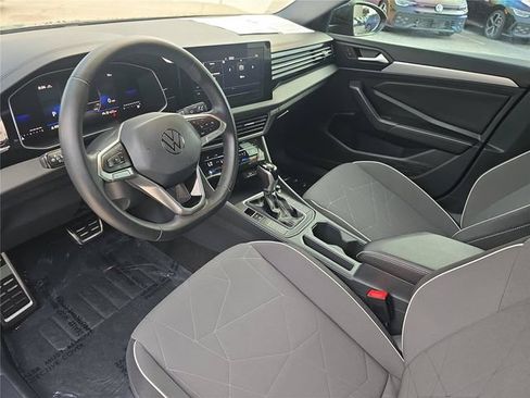 Used 2026 Volkswagen Jetta Sport FWD image 14