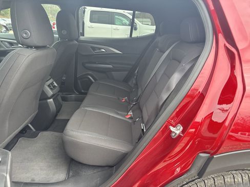 New 2026 Chevrolet Equinox EV LT image 24