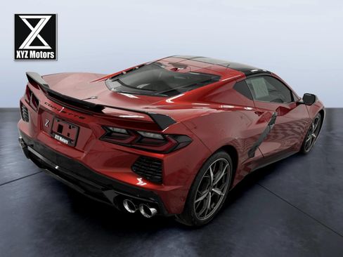 Used 2022 Chevrolet Corvette Stingray Preferred Cpe w/ Z51 Performance Package RWD image 7