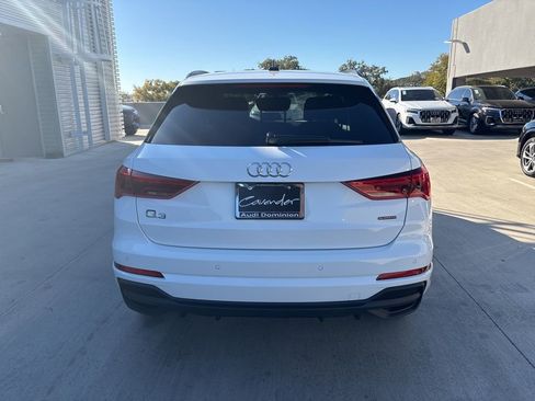 New 2025 Audi Q3 2.0T Premium image 7