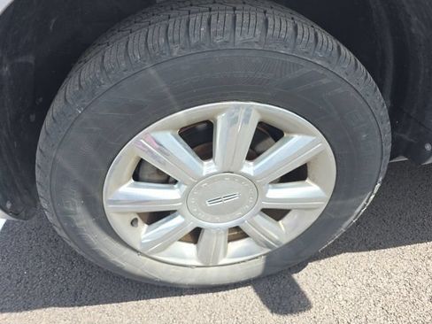 Used 2008 Lincoln MKX 2WD image 7