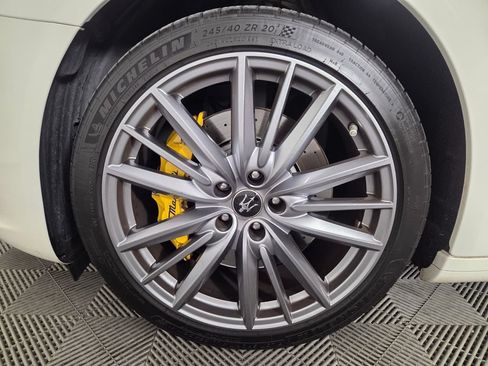 Used 2023 Maserati Quattroporte GT RWD image 8