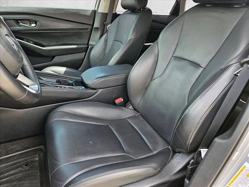 Used 2023 Honda Accord Touring image 12