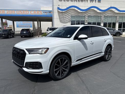 Used 2023 Audi Q7 3.0T Premium Plus w/ Premium Plus Package AWD/4WD image 2