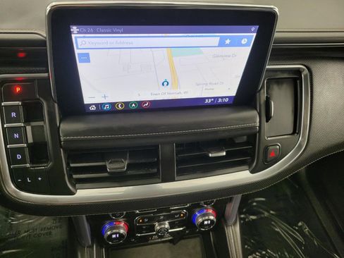 Used 2021 GMC Yukon SLT w/ SLT Luxury Plus Package image 8