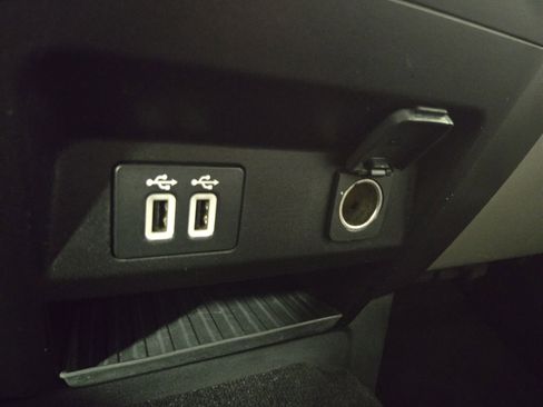 Used 2019 Ford F150 XLT AWD/4WD image 26