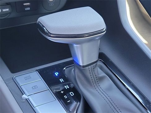 New 2025 Hyundai Elantra SE image 14