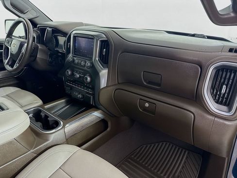 Used 2022 Chevrolet Silverado 1500 LTZ w/ Technology Package image 34