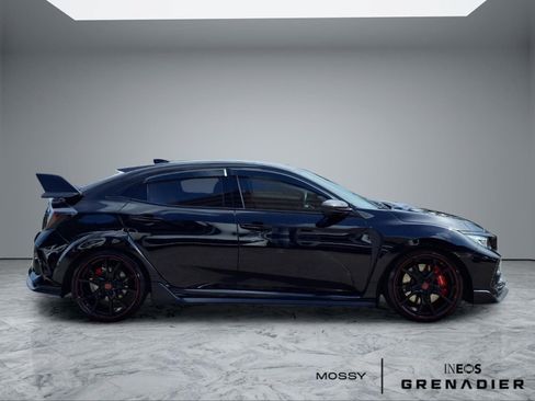 Used 2019 Honda Civic Type R image 8