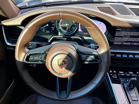 Used 2024 Porsche 911 Carrera 4S image 5