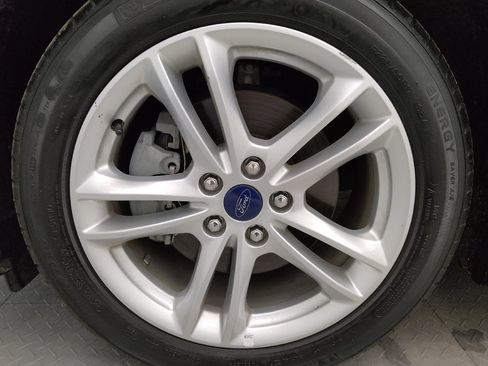 Used 2018 Ford Fusion S FWD image 31
