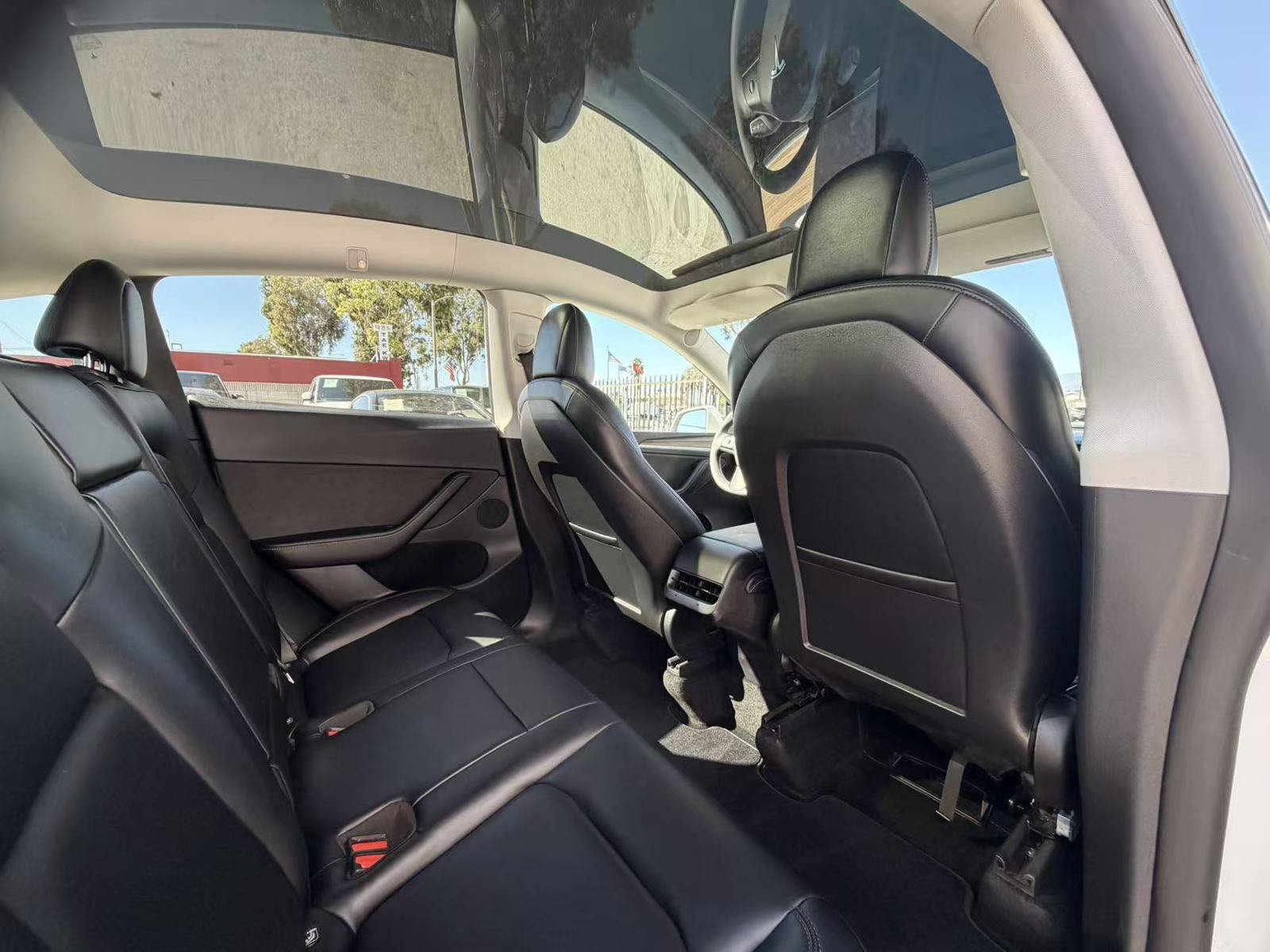 Used 2023 Tesla Model Y Long Range AWD/4WD image 8