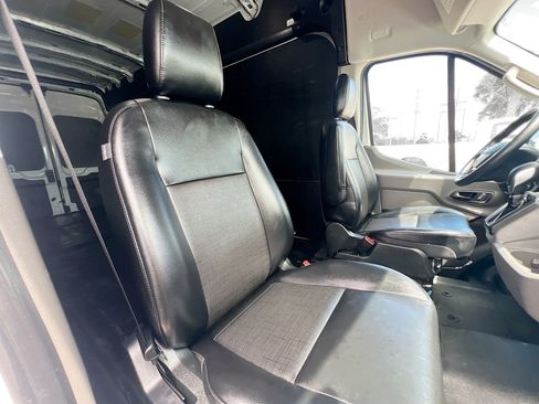 Used 2025 Ford Transit 250 148 High Roof Extended w/ Load Area Protection Package RWD image 30