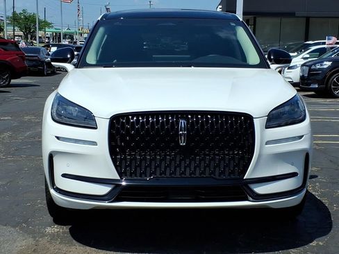 Used 2023 Lincoln Corsair AWD w/ Equipment Group 101A image 2