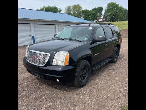 Used 2007 GMC Yukon SLT w/ SLT Preferred Equipment Group AWD/4WD image 1