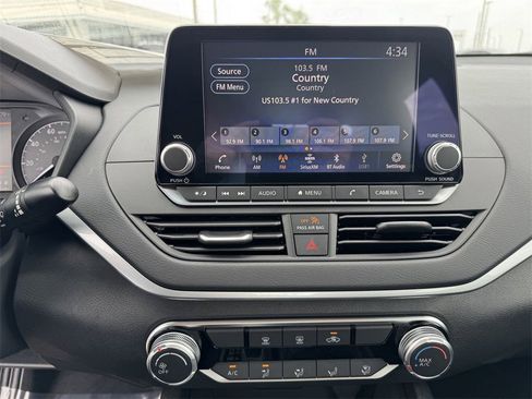 New 2025 Nissan Altima 2.5 S image 18