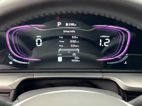 Certified 2025 Kia Telluride S image 31