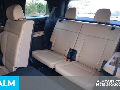 Used 2025 Hyundai Santa Fe Limited image 24