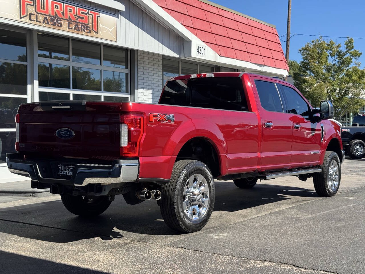 Used 2018 Ford F350 Lariat w/ Lariat Ultimate Package AWD/4WD image 3