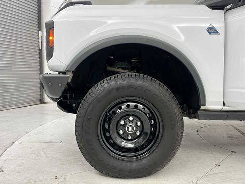 Used 2022 Ford Bronco Black Diamond AWD/4WD image 24
