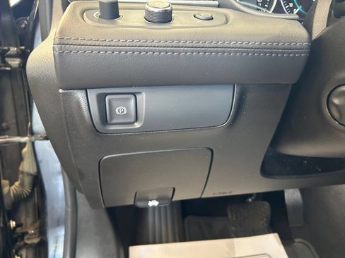 Used 2019 Buick LaCrosse Essence w/ Sun and Shade Package AWD/4WD image 16