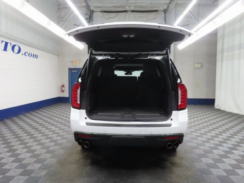 Used 2024 GMC Yukon AT4 image 38