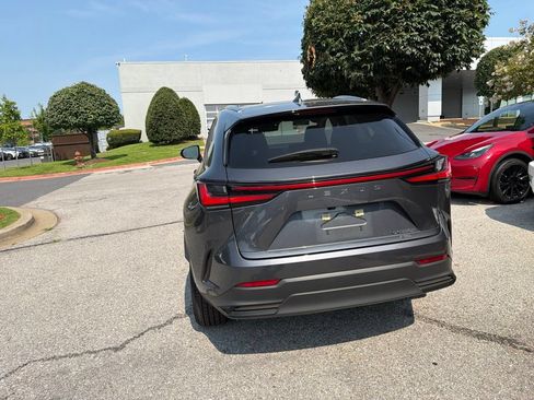 Used 2024 Lexus NX 350h AWD image 12