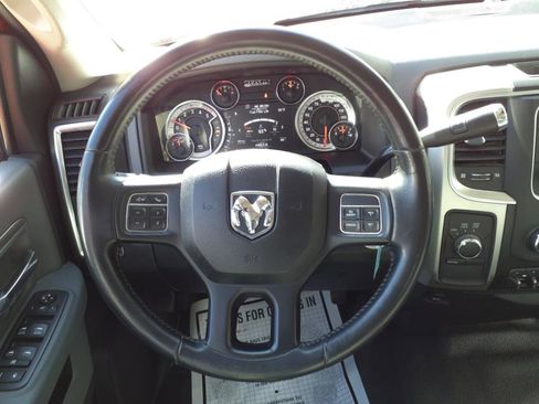 Used 2018 RAM 3500 SLT w/ Luxury Group image 13