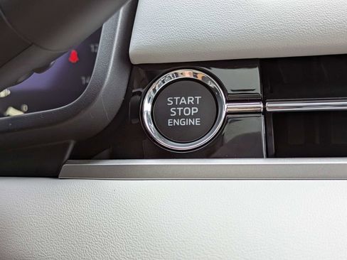 New 2026 Mitsubishi Outlander SE image 30