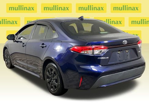 Used 2020 Toyota Corolla LE image 8