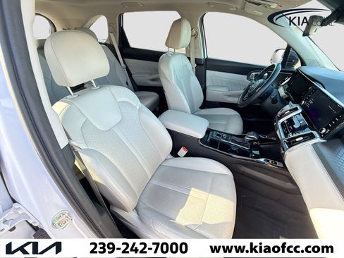 Certified 2023 Kia Sorento SX image 16