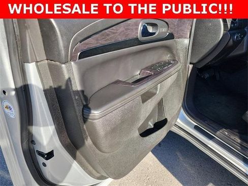 Used 2015 Buick Enclave Leather image 10