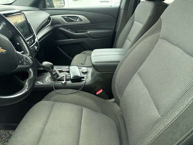 Used 2022 Chevrolet Traverse LT FWD image 31