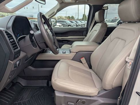 Used 2019 Ford Expedition Limited w/ Equipment Group 302A image 21