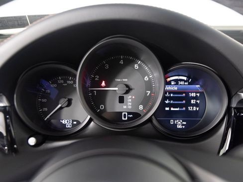 Certified 2026 Porsche Macan AWD/4WD image 23