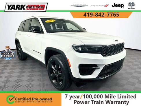 Certified 2023 Jeep Grand Cherokee Altitude AWD/4WD image 1