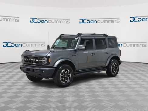 Used 2024 Ford Bronco Outer Banks AWD/4WD image 5