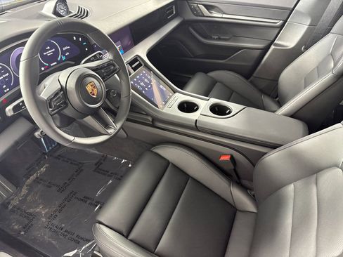 Certified 2025 Porsche Taycan image 4