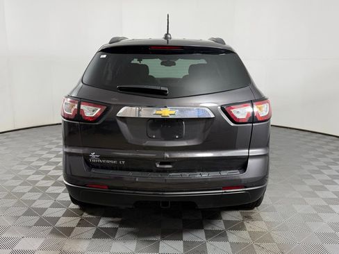 Used 2017 Chevrolet Traverse LT image 9