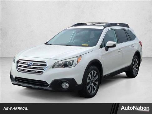 Used 2015 Subaru Outback 2.5i Limited image 1