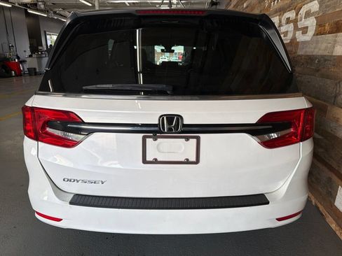 Used 2023 Honda Odyssey EX-L image 7
