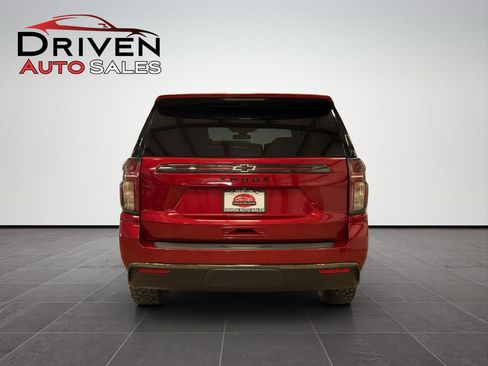 Used 2021 Chevrolet Tahoe Z71 w/ Luxury Package AWD/4WD image 5