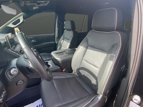 Used 2024 Chevrolet Tahoe Premier AWD/4WD image 9