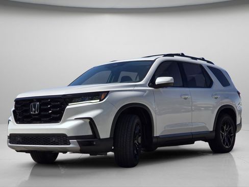 Certified 2025 Honda Pilot Elite image 22