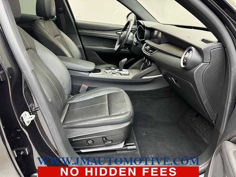 Used 2022 Alfa Romeo Stelvio Ti w/ Active Assist Plus Package image 19