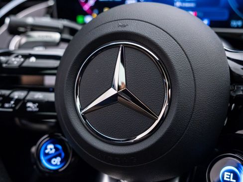 New 2026 Mercedes-Benz E 53 AMG e 4MATIC Sedan image 27