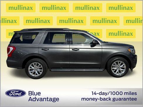 Used 2020 Ford Expedition XLT w/ Equipment Group 202A RWD image 2
