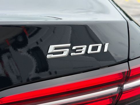 New 2027 BMW 530i RWD image 11